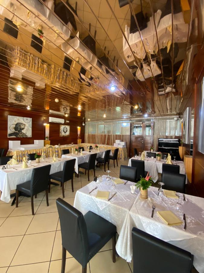 Bano Palace Hotel Douala Ngoại thất bức ảnh
