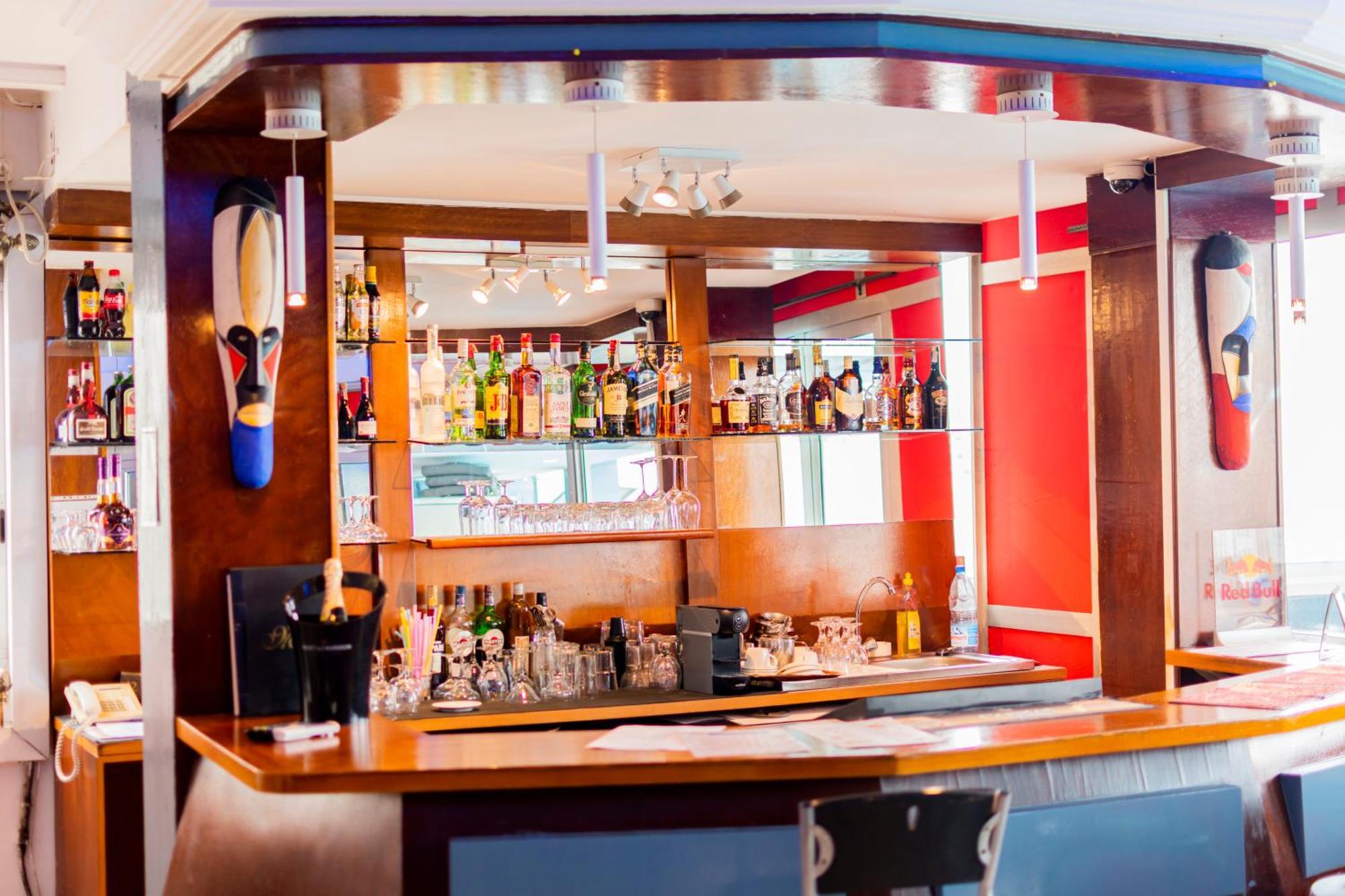 Bano Palace Hotel Douala Ngoại thất bức ảnh