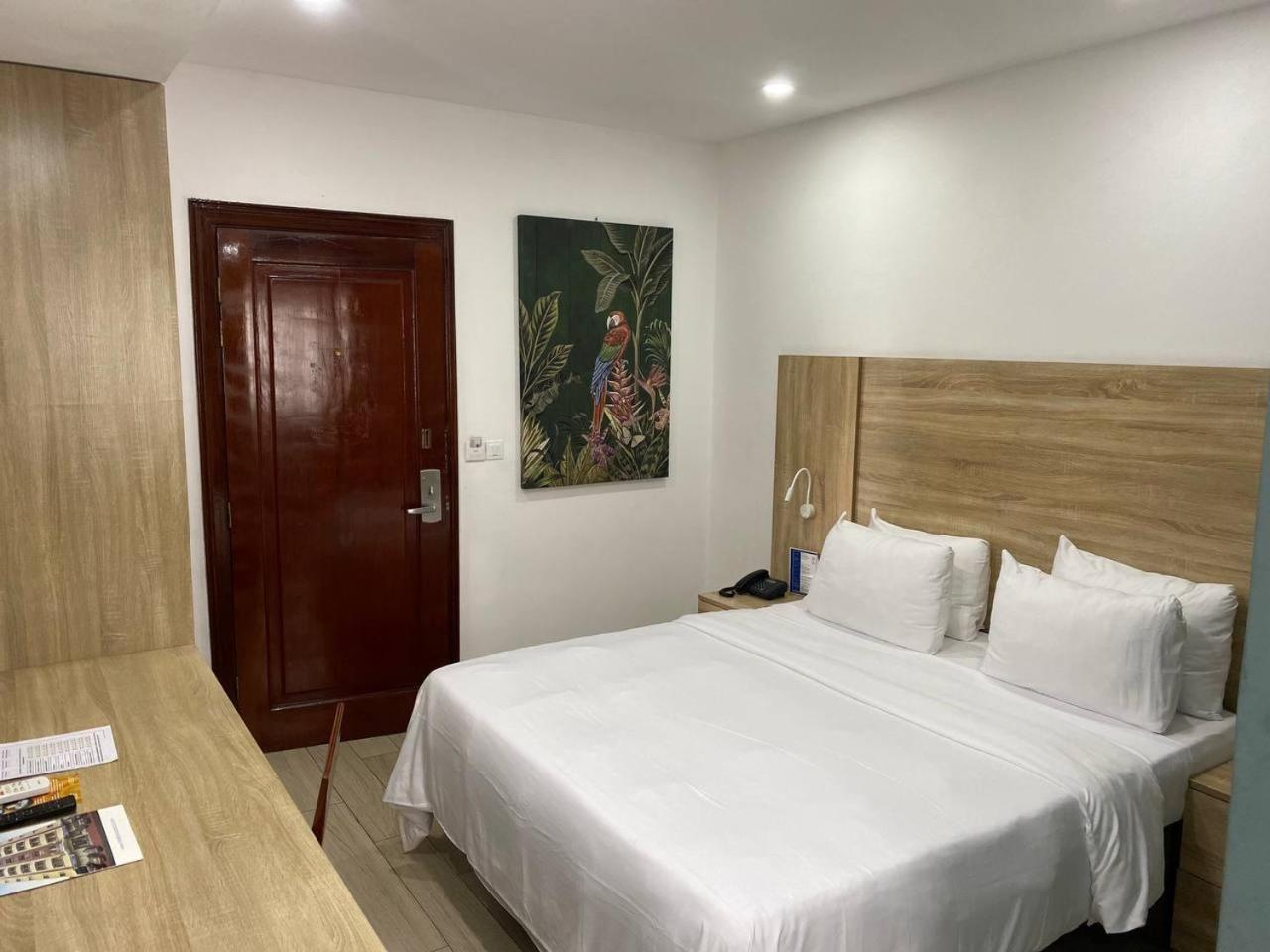 Bano Palace Hotel Douala Ngoại thất bức ảnh