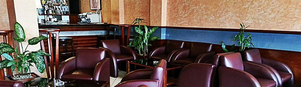 Bano Palace Hotel Douala Ngoại thất bức ảnh